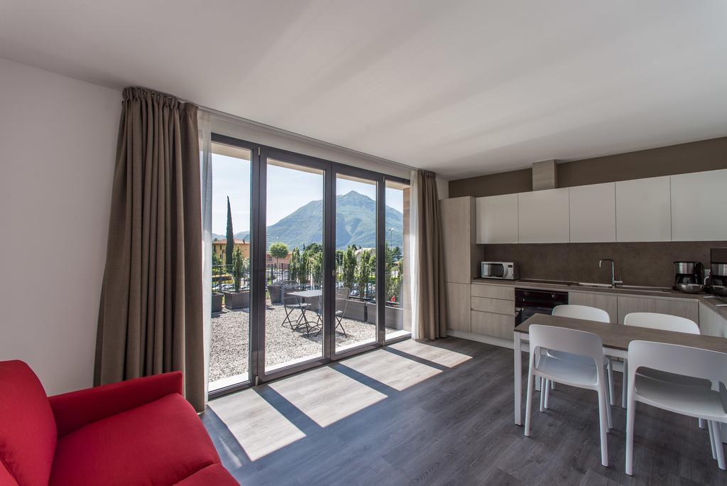 Residenza Decimina Apartment Варена Екстериор снимка