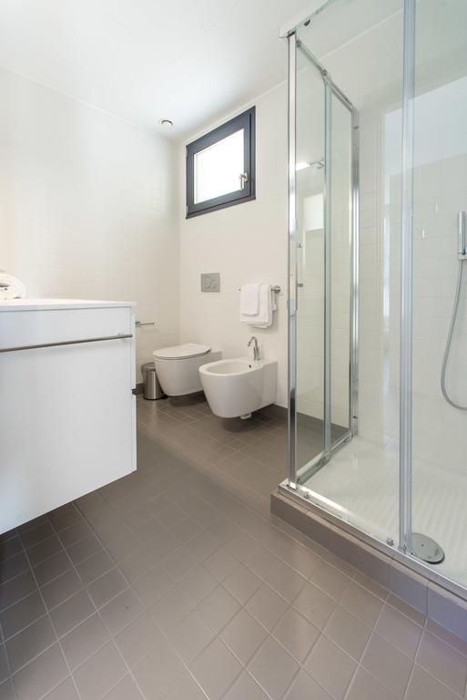Residenza Decimina Apartment Варена Екстериор снимка